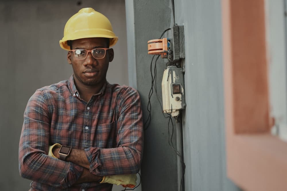 Electrical safety warning signs for Waco TX homes